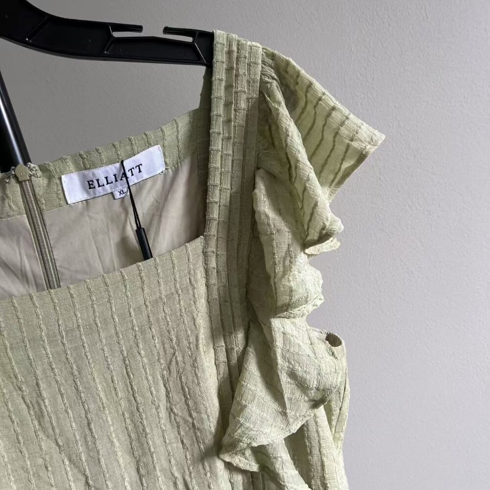NWT Elliatt Women's Green Ruffle Maxi Dress Size XL - Picture 4 of 9